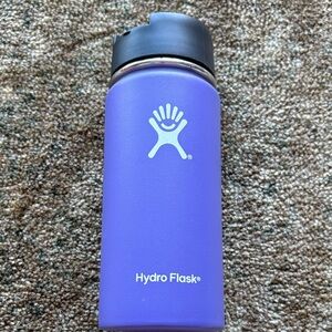 Hydro Flask Lilac Bottle with Black Lid